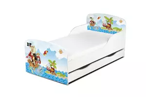 drewniane łóżko z materacem i szufladą 140/70 cm motyw: piraci