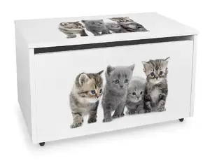 duża drewniana skrzynia na zabawki na kółkach - kotki